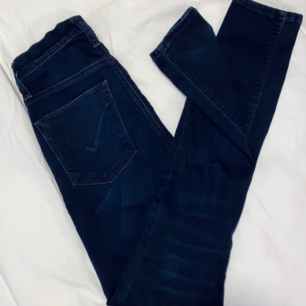 Mid rise Hudson Jeans with only two wears for sale!
